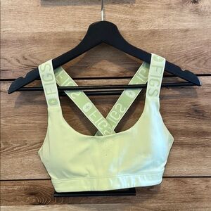 Figs Sports Bra with Criss-Cross Back. Yellow/green. Barely worn. Pads intact